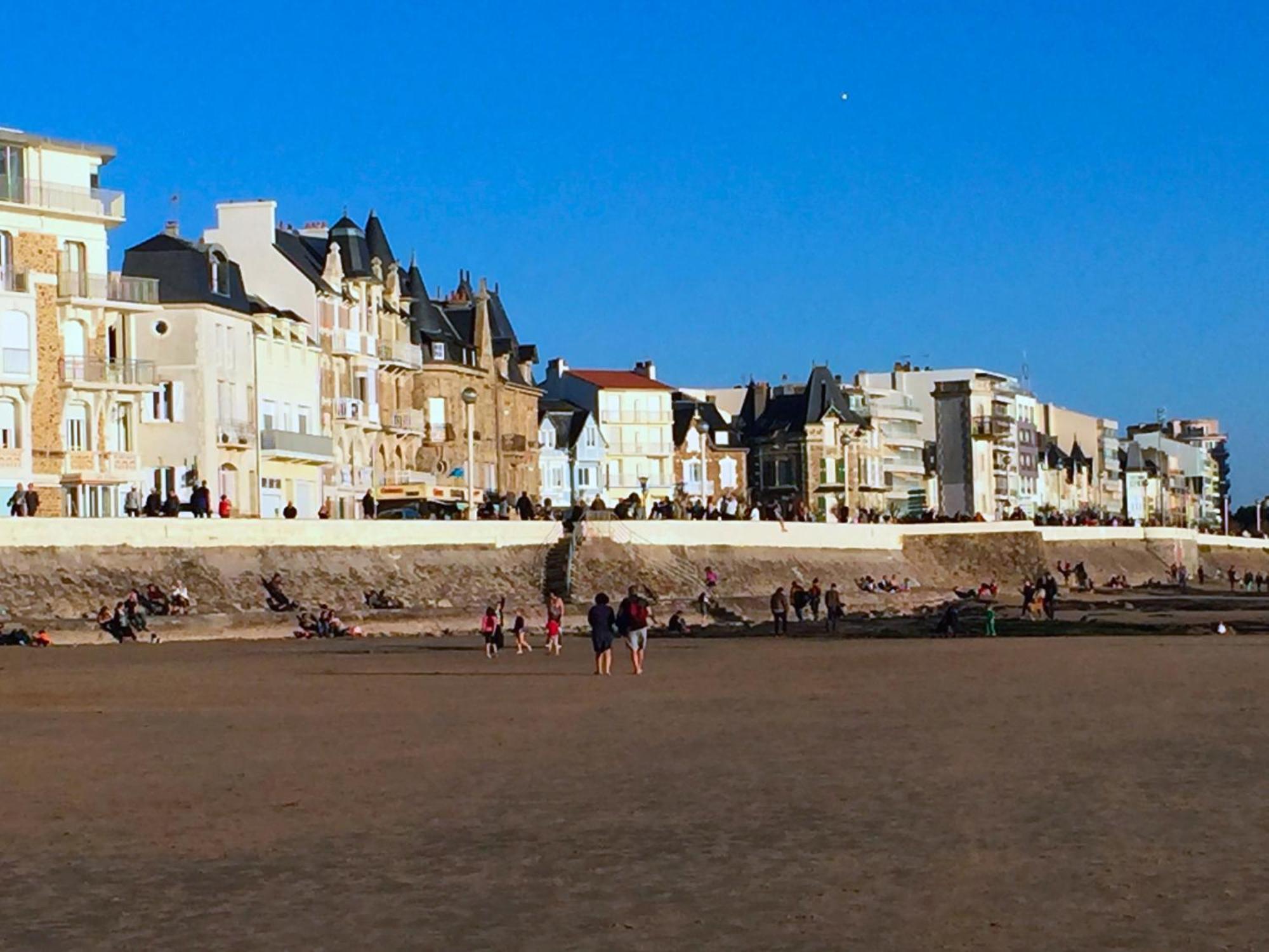 Appartements Front De Mer Sables D'Olonne Les Sables-d'Olonne Exterior photo